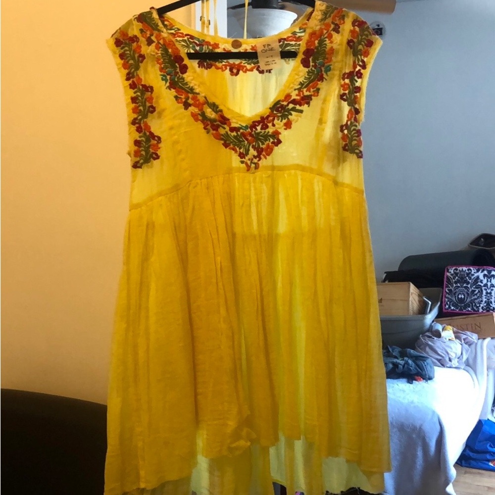 Free People embroidered yellow sundress w/slip, size XS